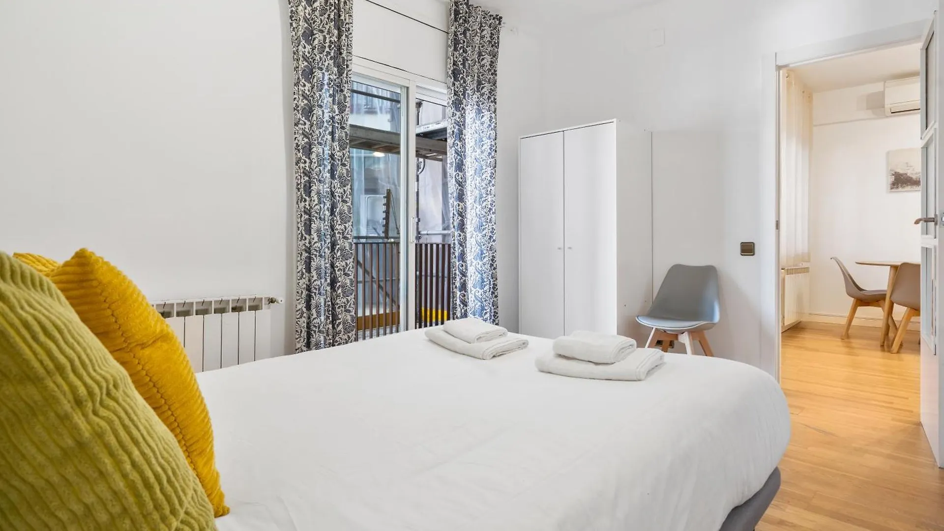Plaza Espanya Apartment برشلونة 0*,  إسبانيا